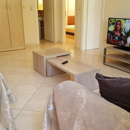 Purpleblue Maisonette Λουτράκι