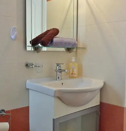 Purpleblue Maisonette Λουτράκι